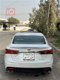 تويوتا أفالون